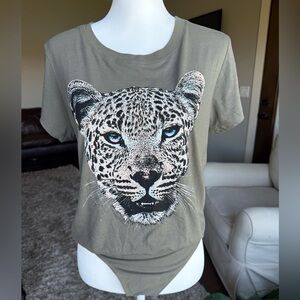 Daydreamer for Free People Leopard Graphic Short Sleeve Tee Bodysuit - Olive NWT